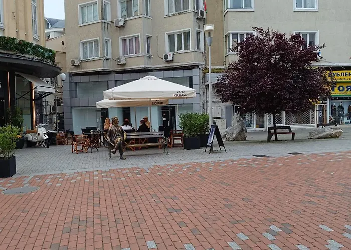 на центъра на до фонтаните * فارنا