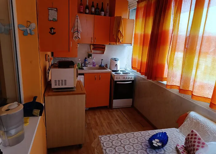 на центъра на до фонтаните فارنا