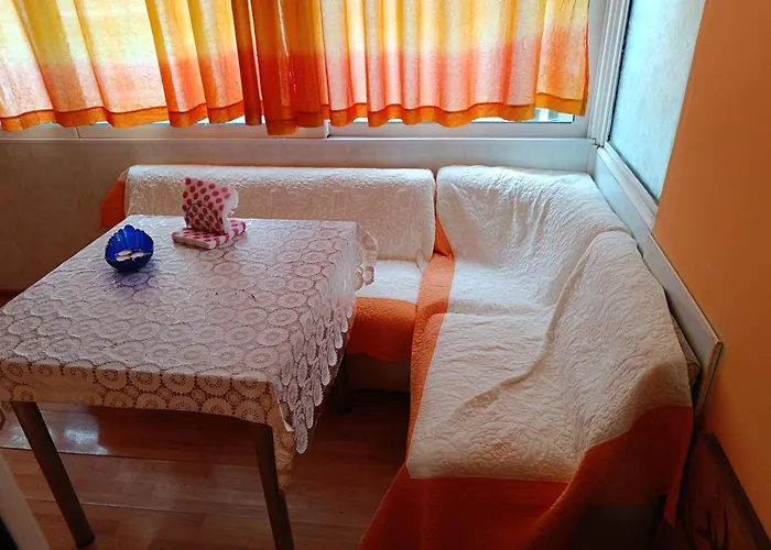 на центъра на до фонтаните شقة